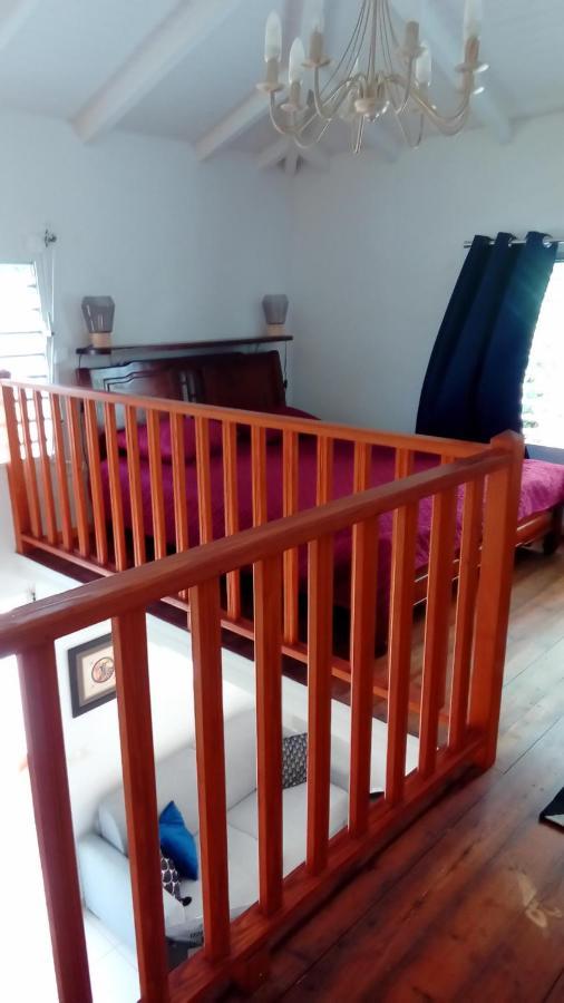 Maison Cecilia Порт Луис Екстериор снимка